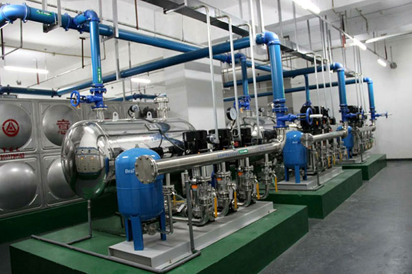 不鏽鋼水箱定製廠家